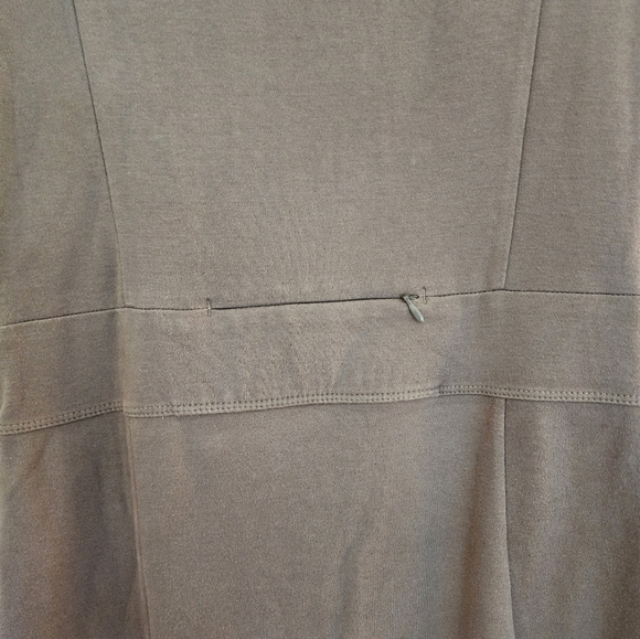 Scottevest Daisy TShirt Dress Size Medium Charcoal Travel Tennis Sporty Golf - Picture 2 of 14